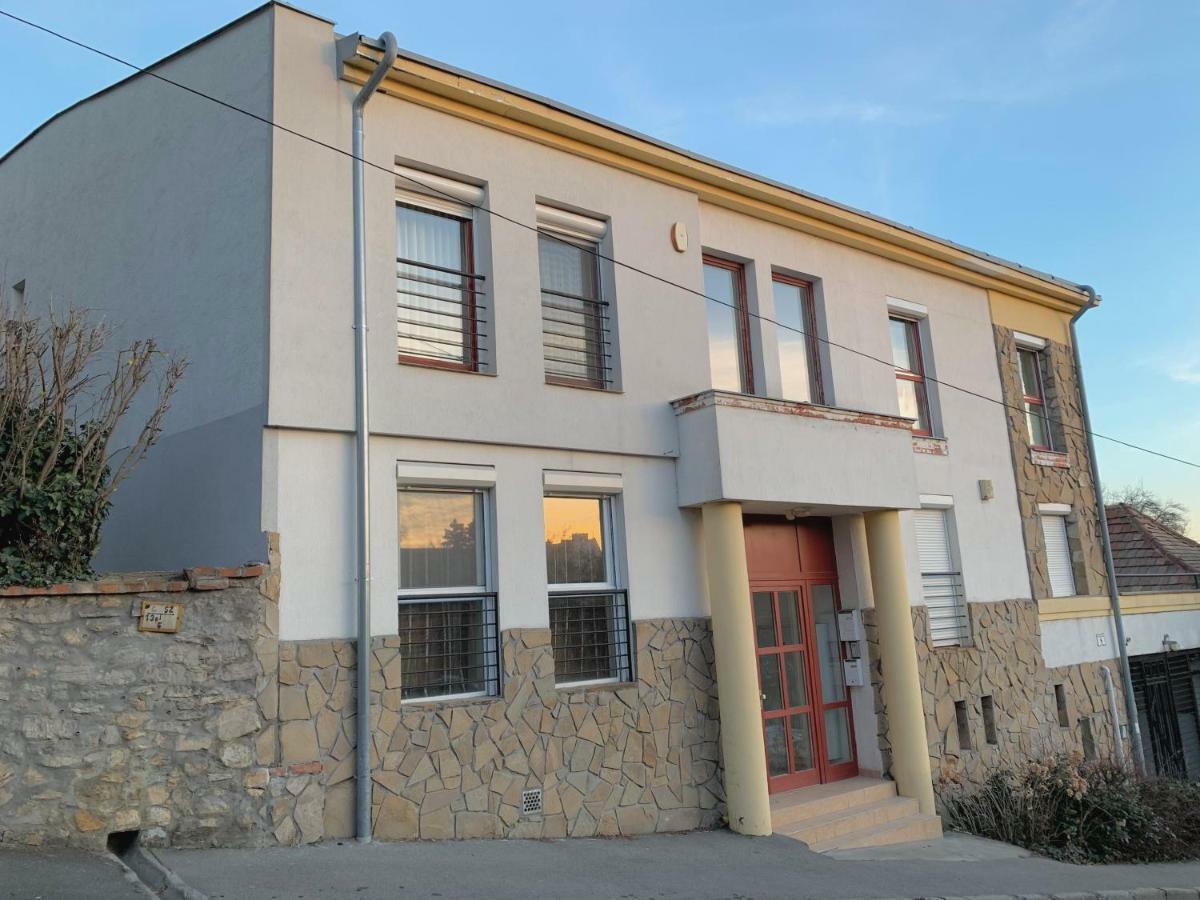 St. Peter Apartman Apartment Pecs Exterior photo